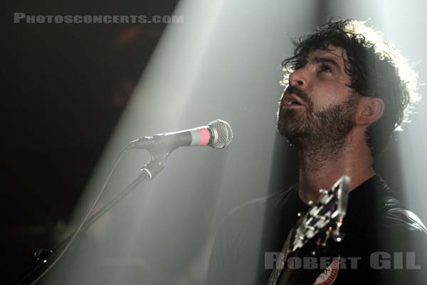 FOALS - 2012-12-13 - PARIS - La Maroquinerie - Yannis Philippakis